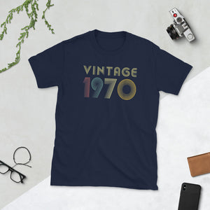 49th Birthday Gift Idea Vintage 1970 T-Shirt Distressed Short-Sleeve Unisex T-Shirt