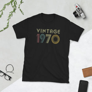 49th Birthday Gift Idea Vintage 1970 T-Shirt Distressed Short-Sleeve Unisex T-Shirt